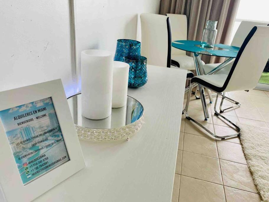 Alojamiento Con Balcon Hacia La Playa 115 ไมอามีบีช ภายนอก รูปภาพ